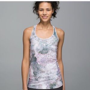 Lulu lemon top